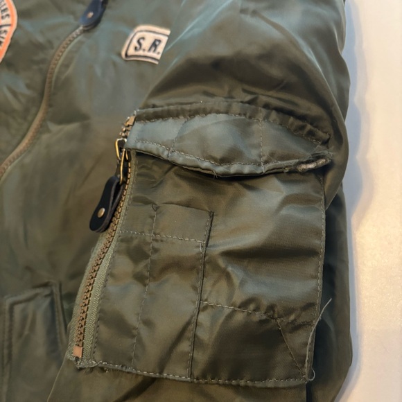 Alpha Industries style (smoke rise) Olive Bomber Jacket with Patches - Picture 5 of 10